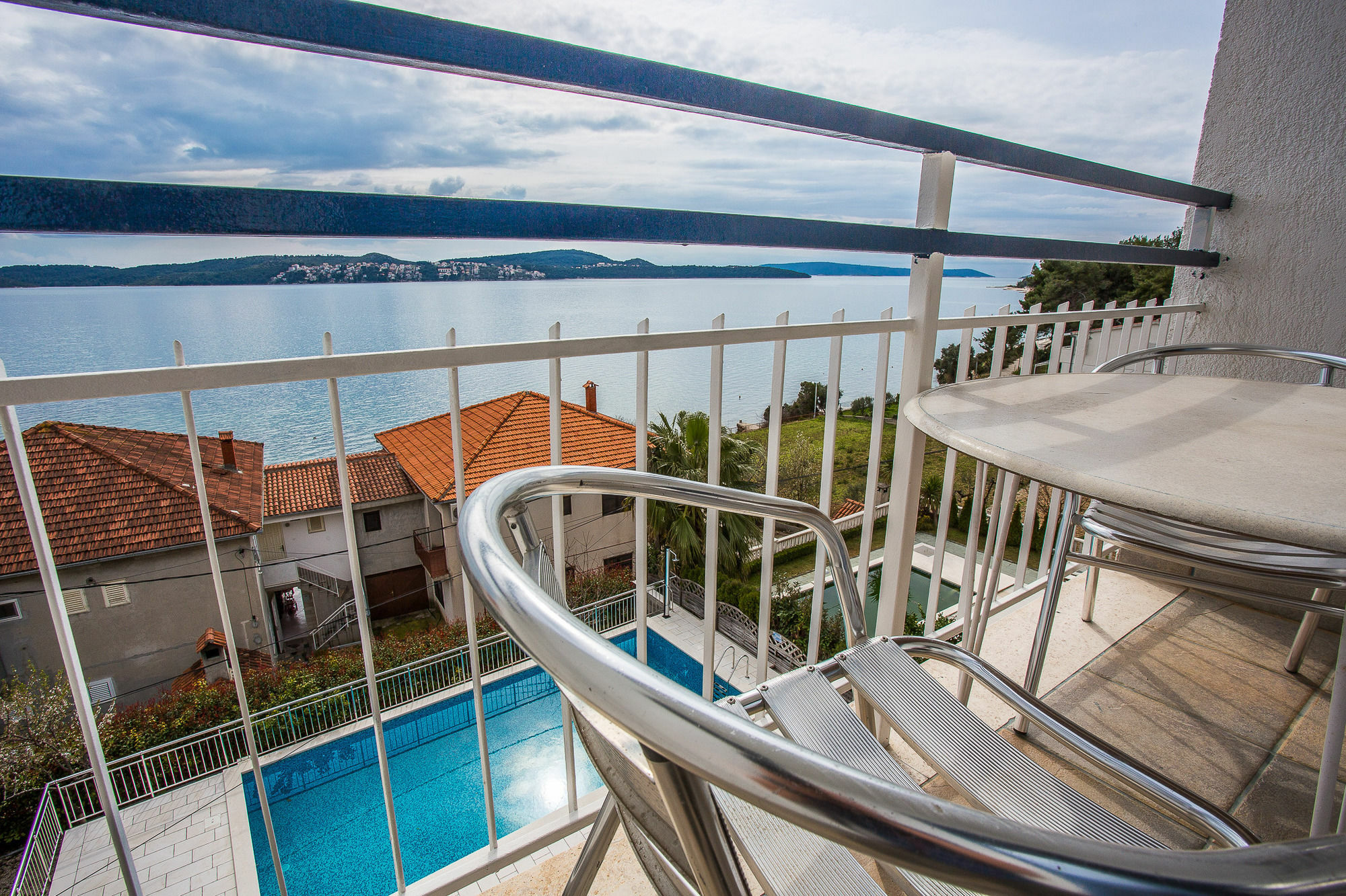 Hotel Bavaria Trogir Donji Seget Exterior foto